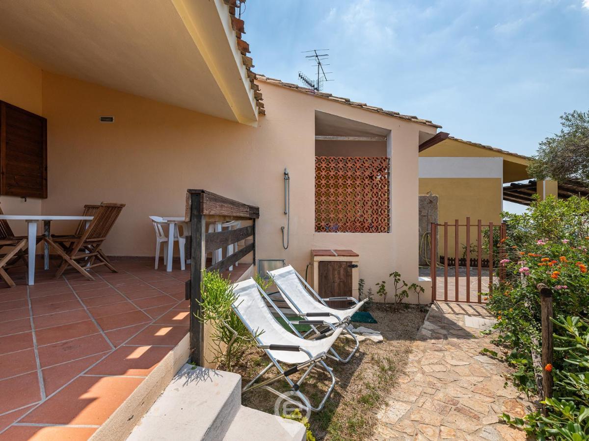 Porto Luna 25 - Hala Villa Villasimius Exterior photo