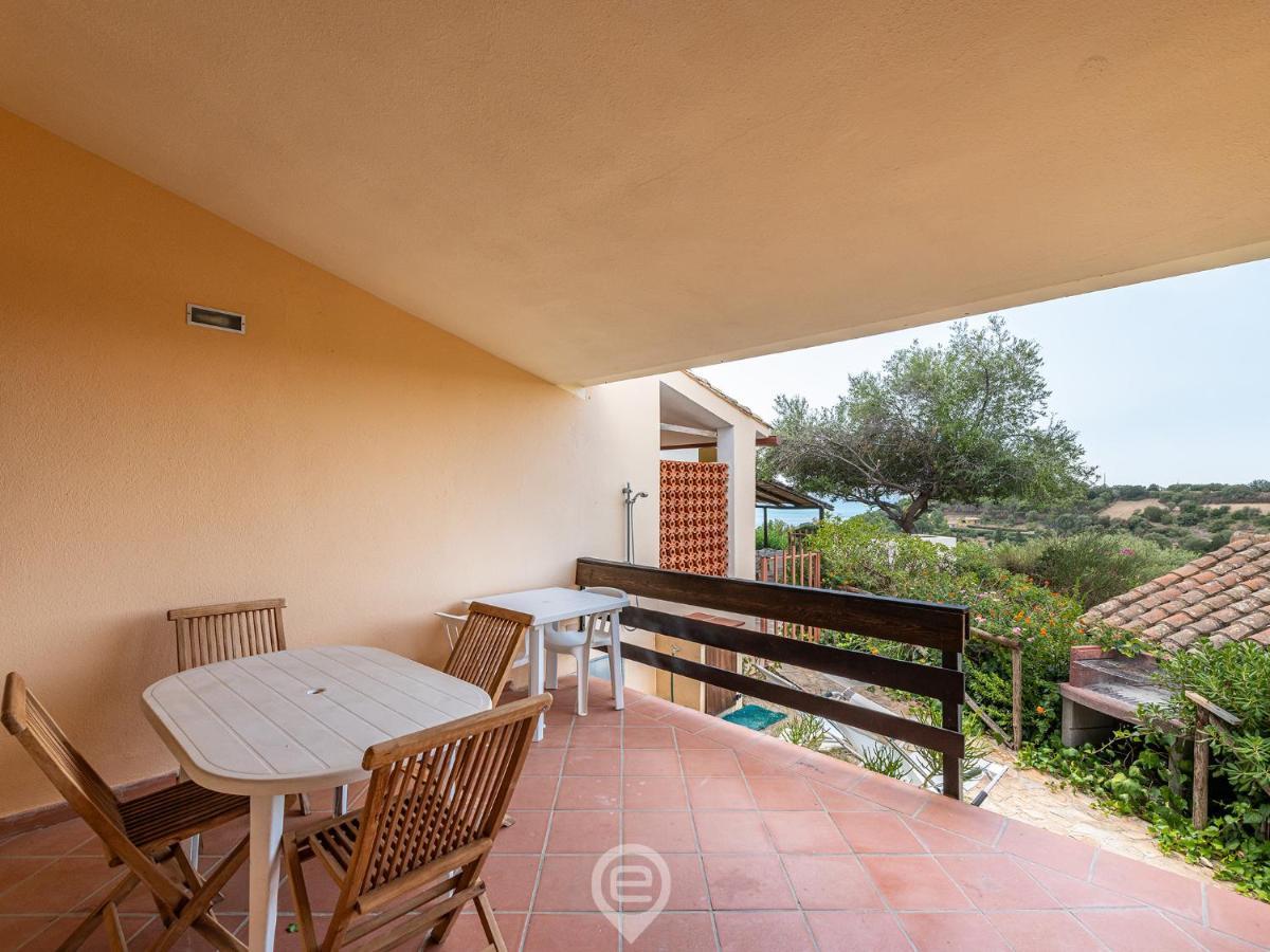 Porto Luna 25 - Hala Villa Villasimius Exterior photo